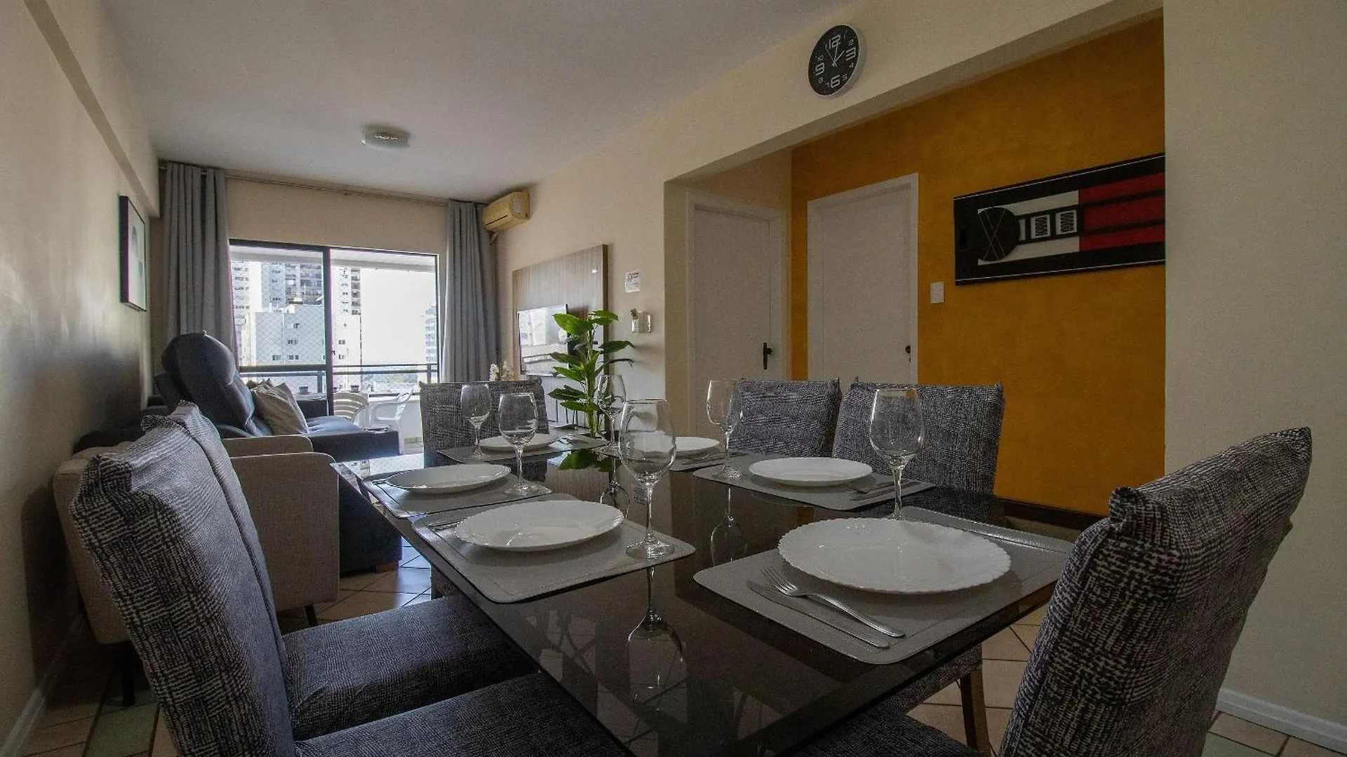 Bk91 - Prox Calcadao, Sacada, 3 Dorm, Garagem Διαμέρισμα Balneário Camboriú